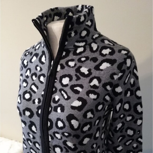 NWT Rachel Zoe Animal Print Leopard Zip down Cardigan Sweater - Picture 12 of 13